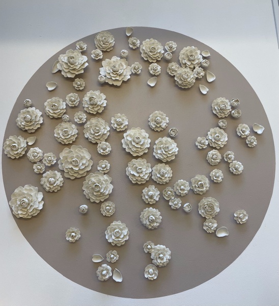 Composition de Camelias en porcelaine
