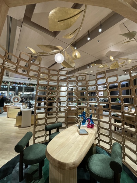 Liane de feuillage XXL lumineuse Printemps Horlogerie Haussmann 