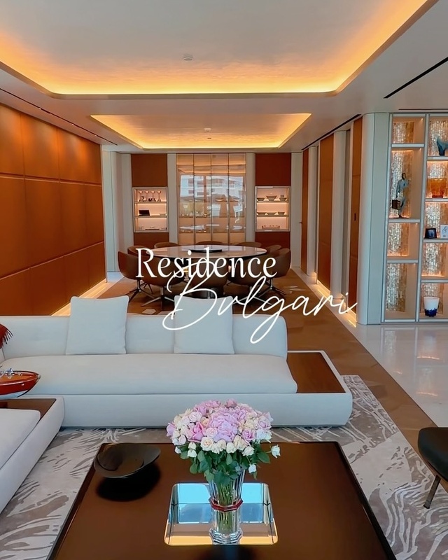 📍Bvlgari residence, Dubai, UAE. Stunning project. Top brand and finishes. 

@minotti_spa @dior @artetfloritude @dubai @a